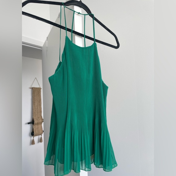 Flowy top - Picture 1 of 4